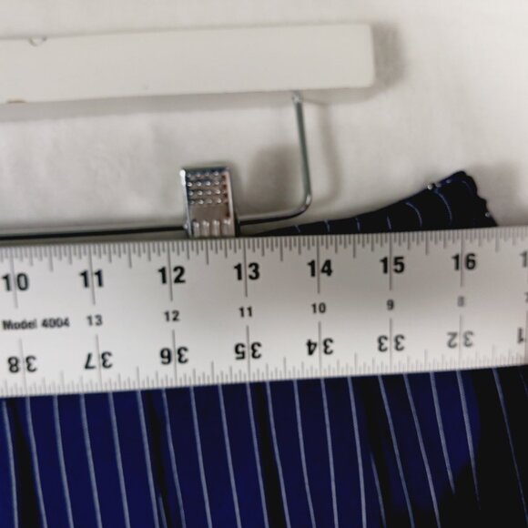 Akira, "What's the Tea" Navy Pinstripe Mini Pleated Skirt, Size XL, Inner Shorts - Picture 8 of 11